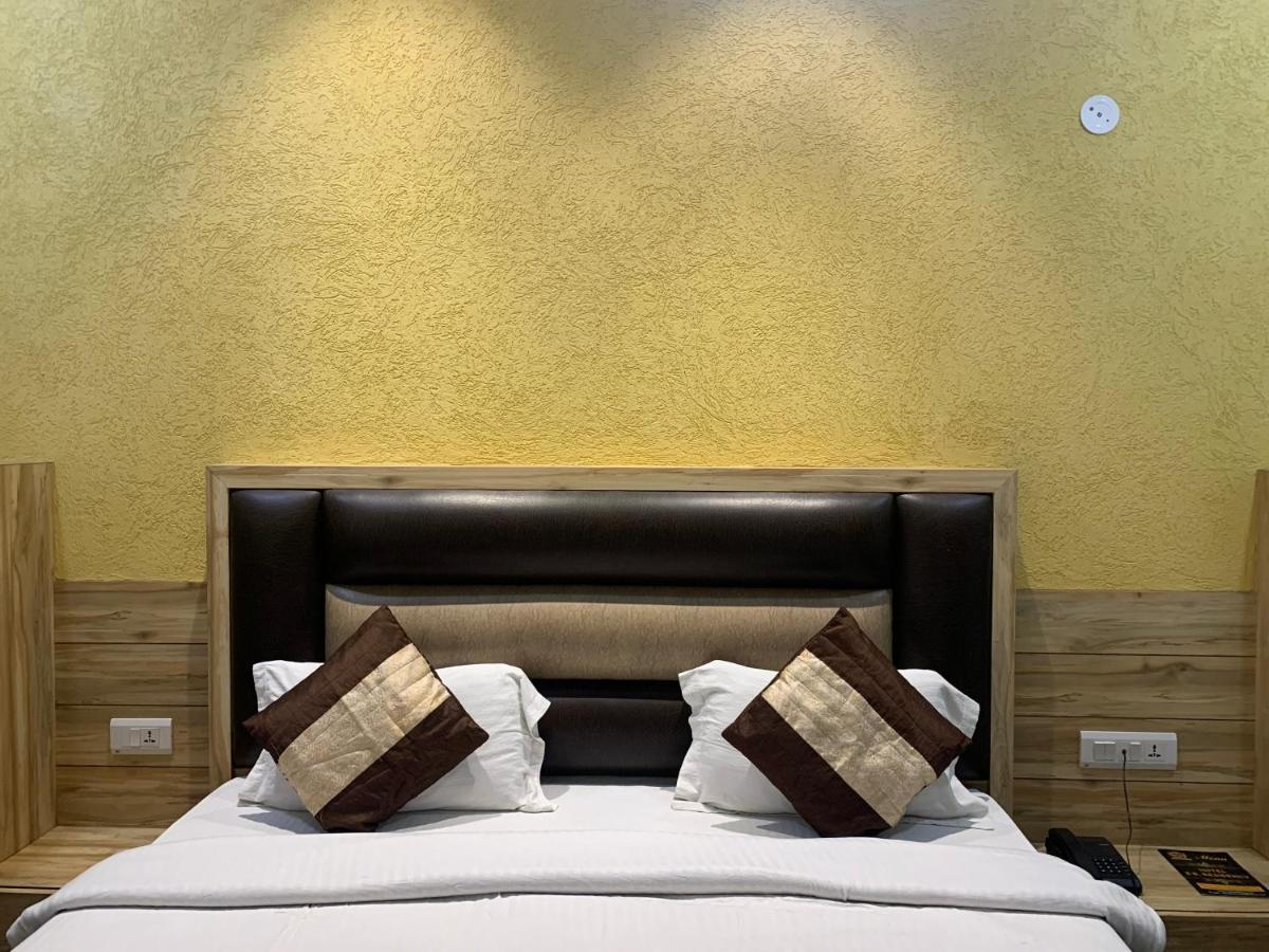אמריצר Hotel Sb Residency מראה חיצוני תמונה
